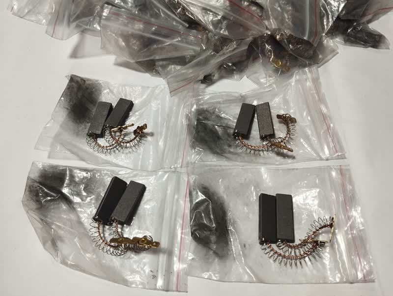 [ELCABR-002] Carbon Brush 002