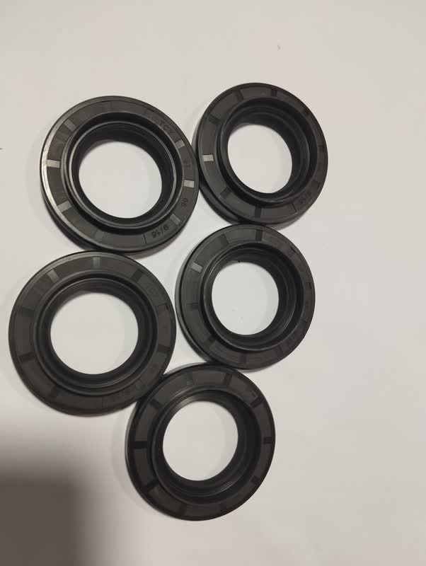 [MEOISE-008] Oil Seal 008