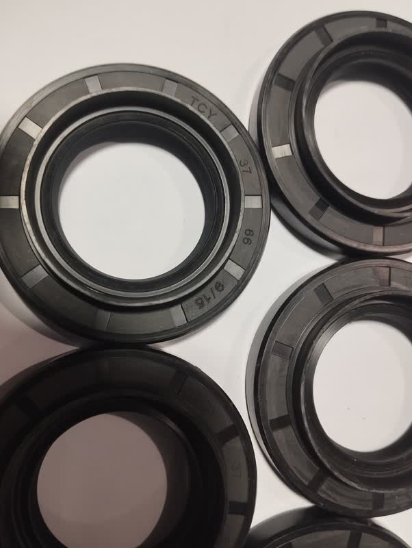 [MEOISE-009] Oil Seal 009