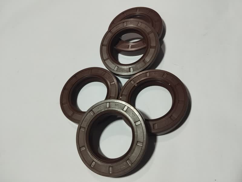 [MEOISE-026] Oil Seal 026