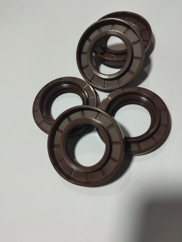 [MEOISE-033] Oil Seal 033