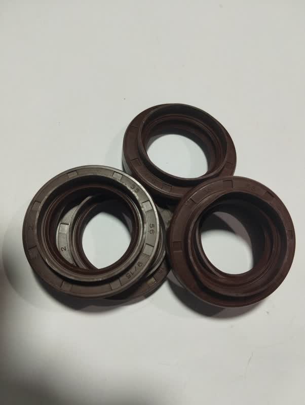[MEOISE-041] Oil Seal 041