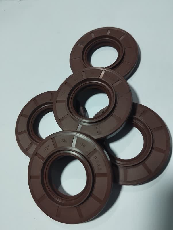[MEOISE-047] Oil Seal 047