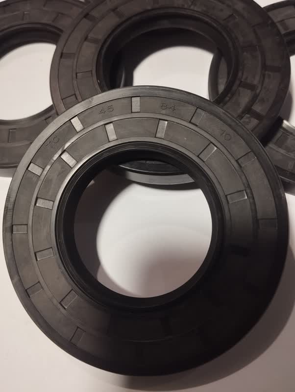 [MEOISE-051] Oil Seal 051