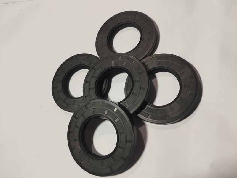 [MEOISE-054] Oil Seal 054