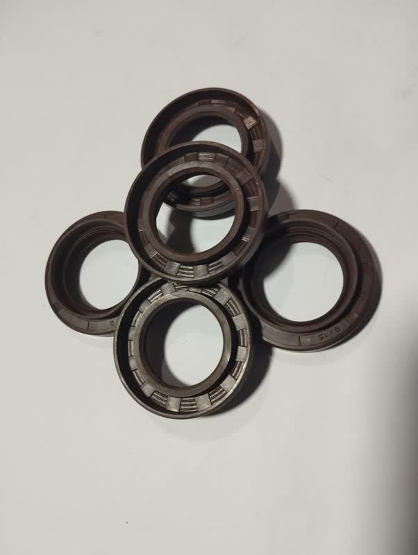 [MEOISE-038] Oil Seal 038
